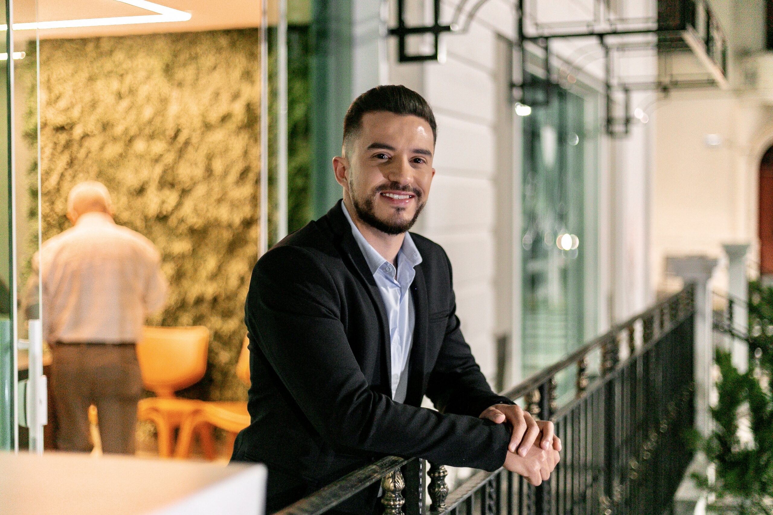Dr. Igor Breguez